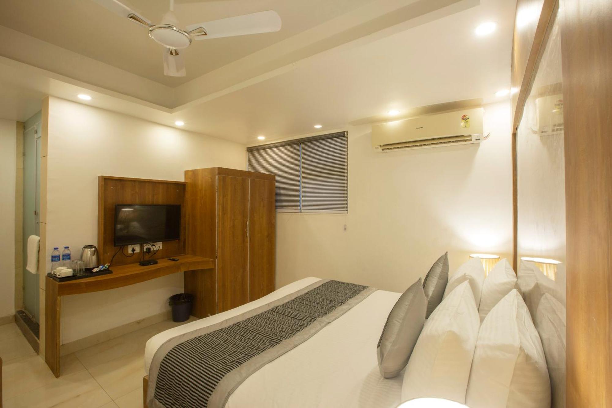 Hotel Luxury Near Delhi International Airport New Delhi