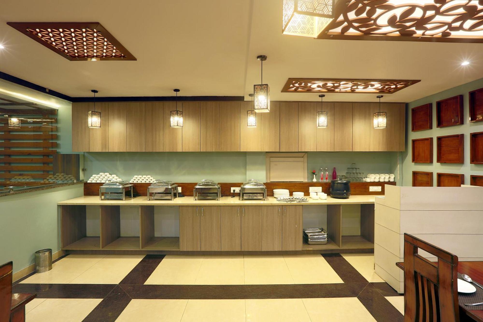 Luxury Near Delhi International Airport New Delhi