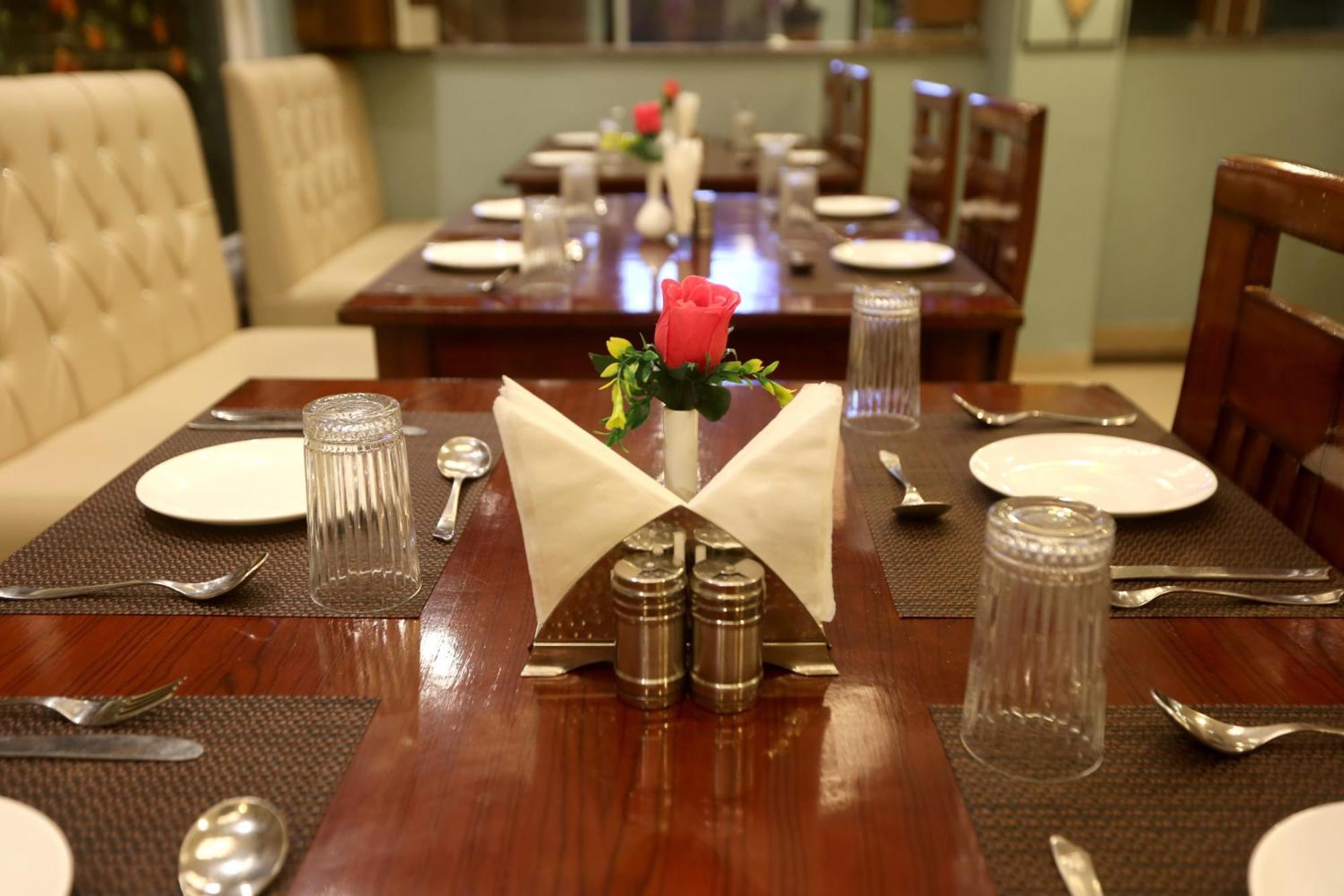 Luxury Near Delhi International Airport 4* New Delhi
